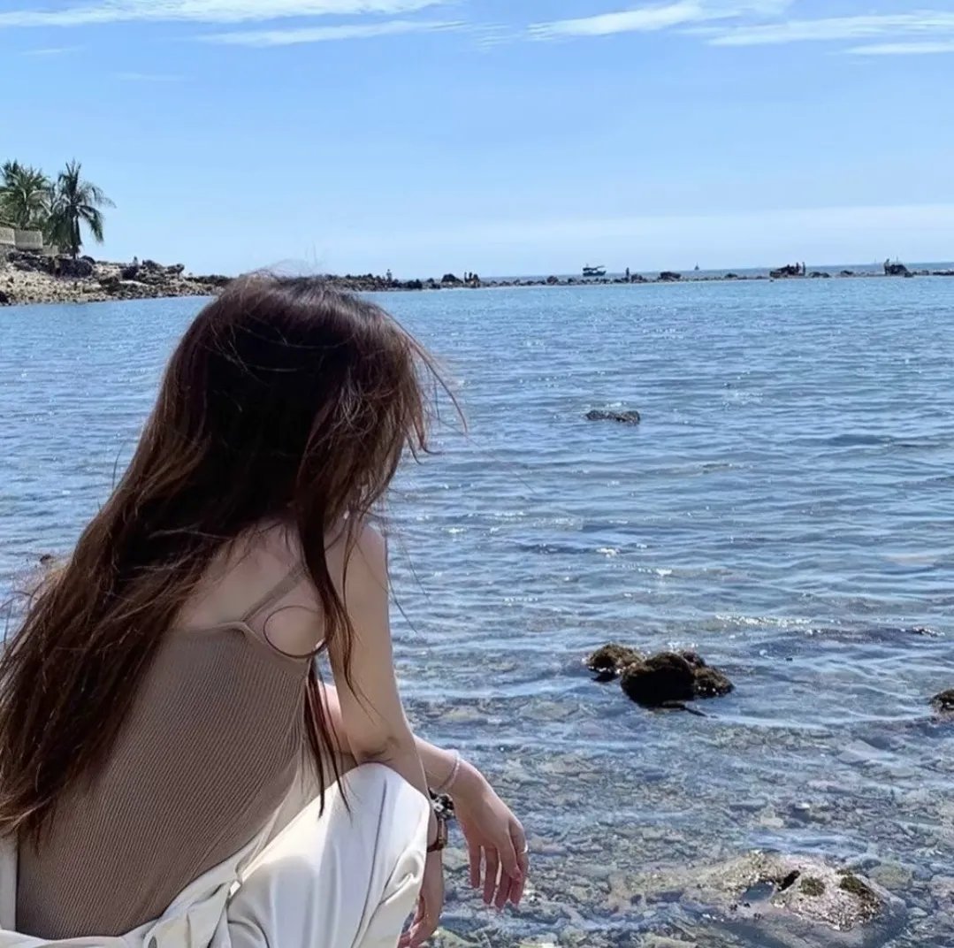 恶灵坎蒂莎封面